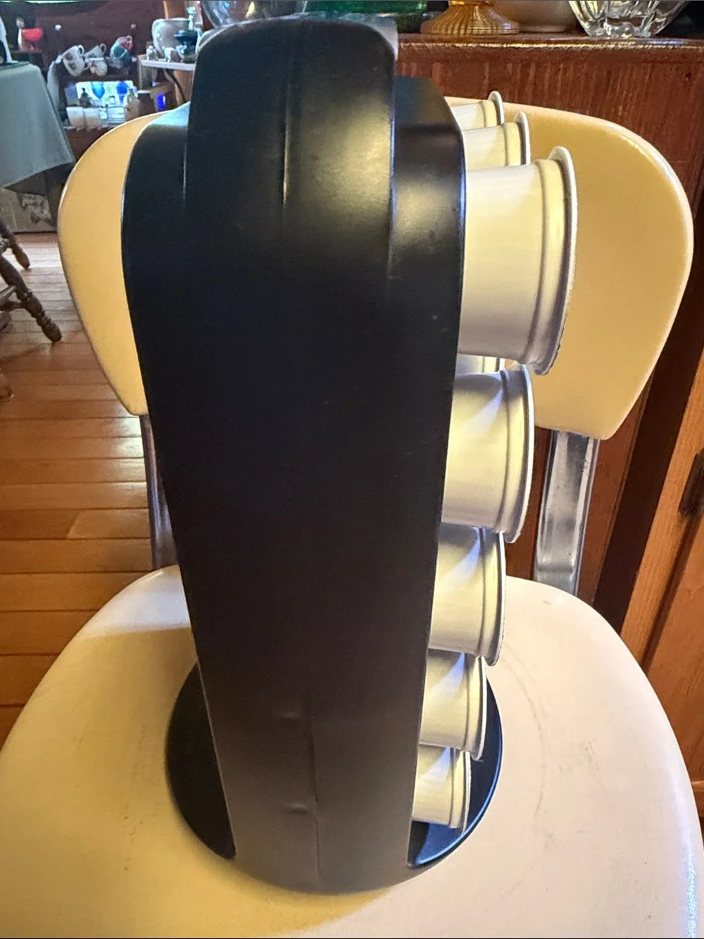N/A rotating cup